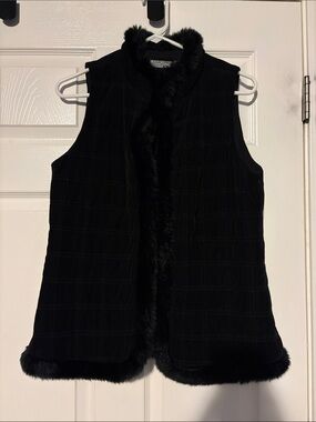 Chico's Black Faux Fur Trim Vest
